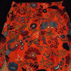 Ann Taylor LOFT Floral Skirt With Pockets Size L Large Strawberries Berries
